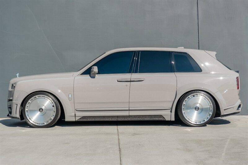 2025 Rolls Royce Cullinan Black Badge photo 4