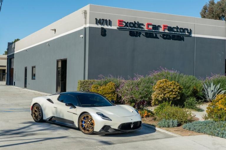 2022 Maserati MC20 Base's photo