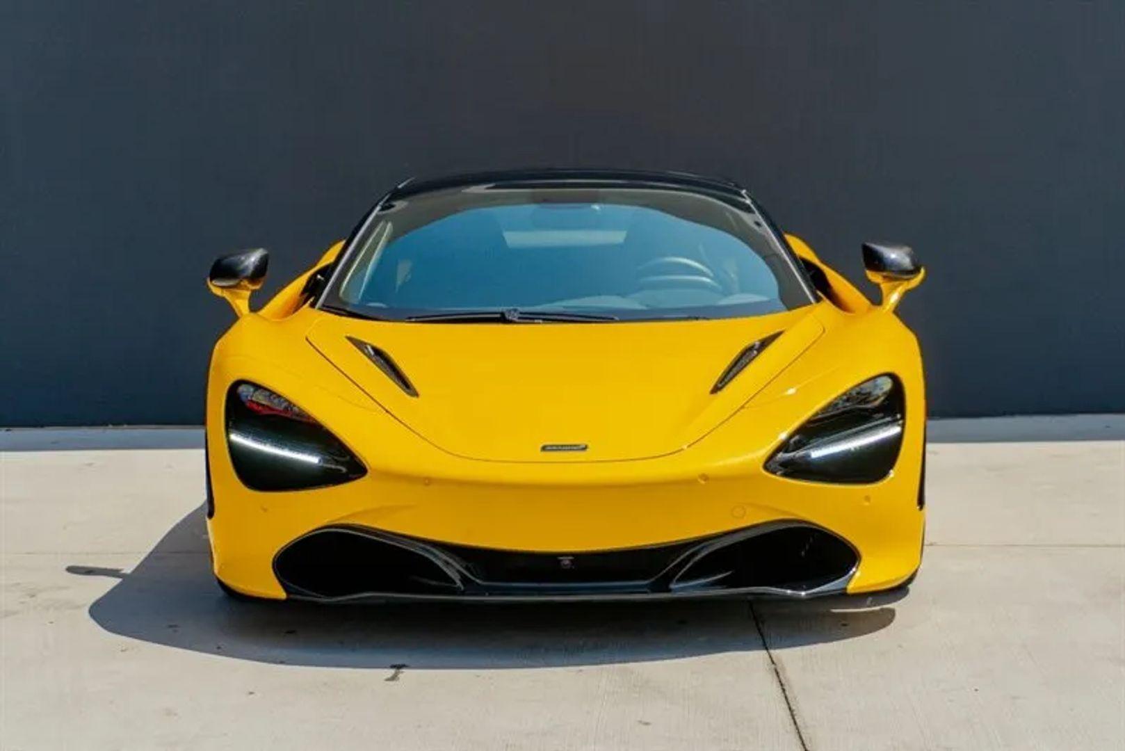 2023 Mclaren 720S Spider photo 2