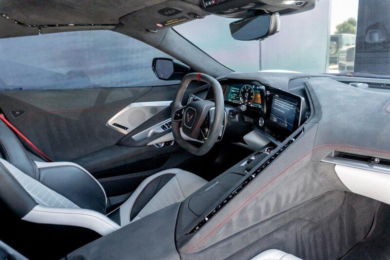 2023 Chevrolet Corvette Stingray Convertible photo 7
