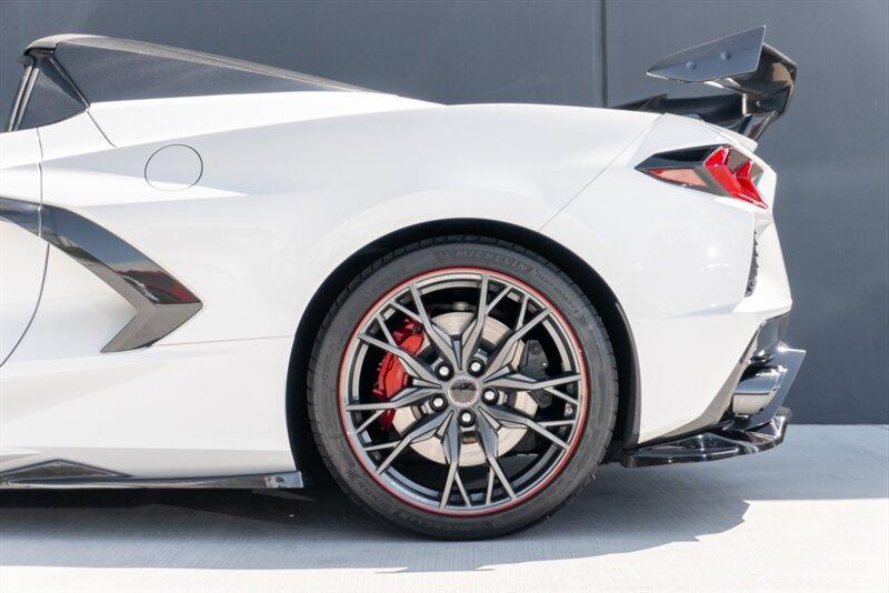 2023 Chevrolet Corvette Stingray Convertible photo 31