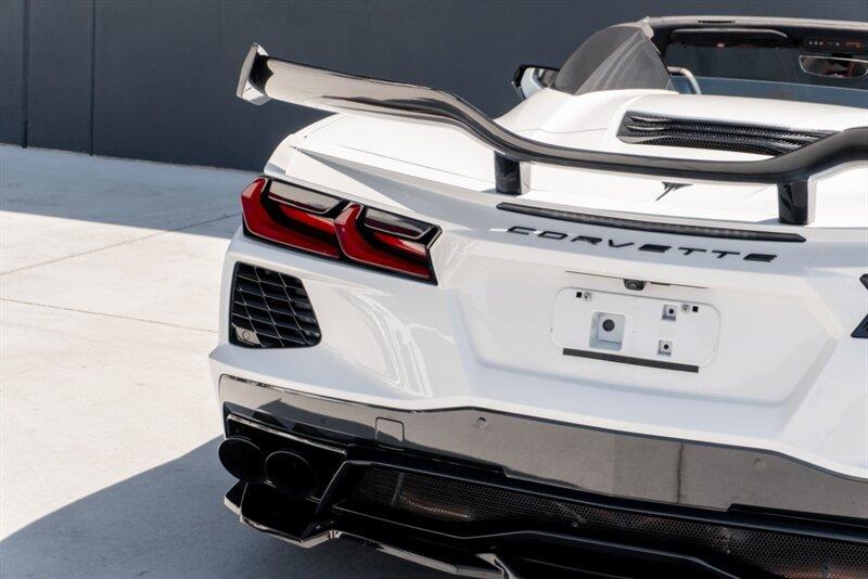 2023 Chevrolet Corvette Stingray Convertible photo 37