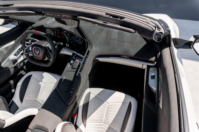 2023 Chevrolet Corvette Stingray Convertible photo 59