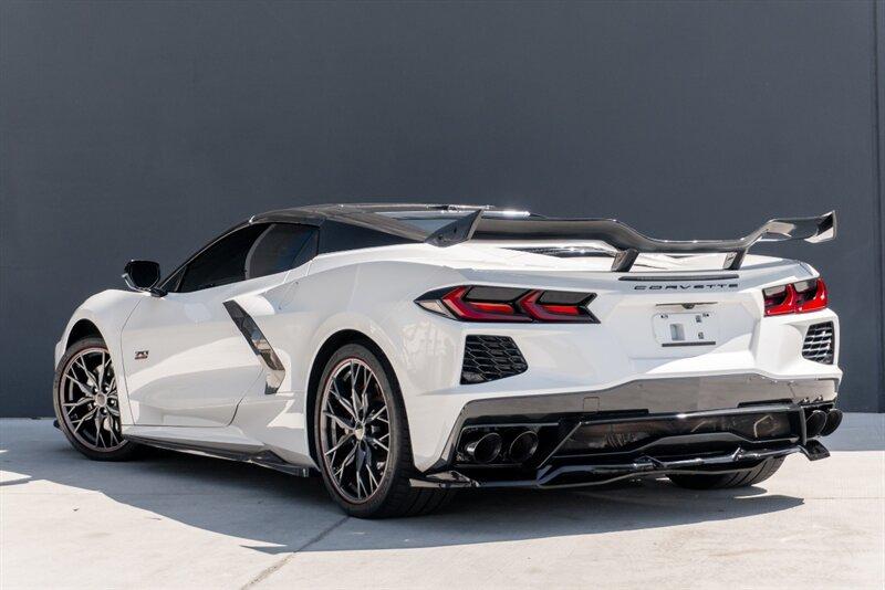 2023 Chevrolet Corvette Stingray Convertible photo 5
