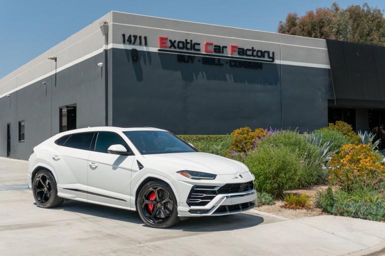 2020 Lamborghini Urus 4.0 V8's photo
