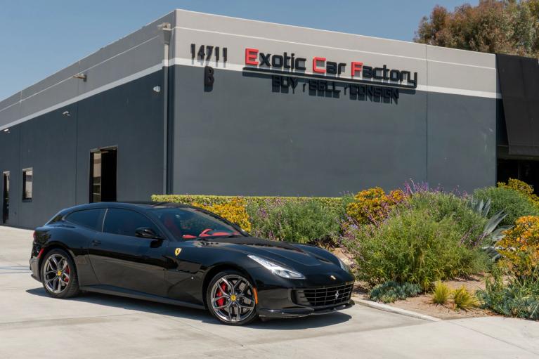 2019 Ferrari GTC4Lusso -'s photo