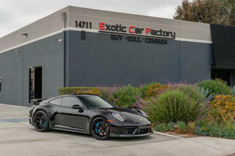 2022 Porsche 911 Carrera 4 GTS Coupe's photo