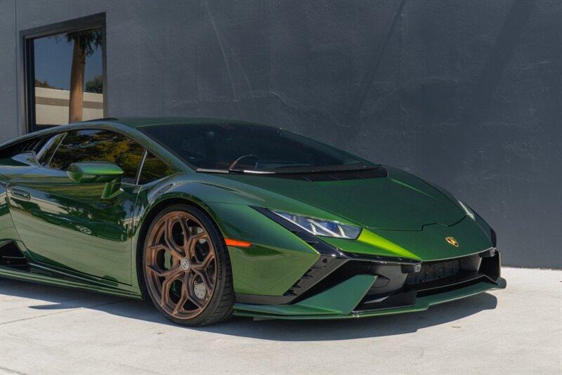 2023 Lamborghini Huracan Tecnica photo 33