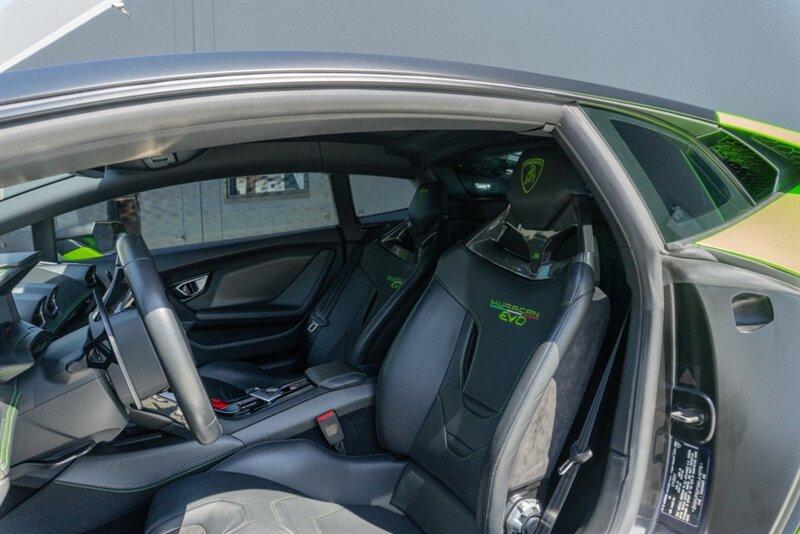2021 Lamborghini Huracan Evo Coupe photo 44