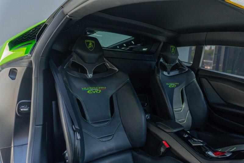 2021 Lamborghini Huracan Evo Coupe photo 45