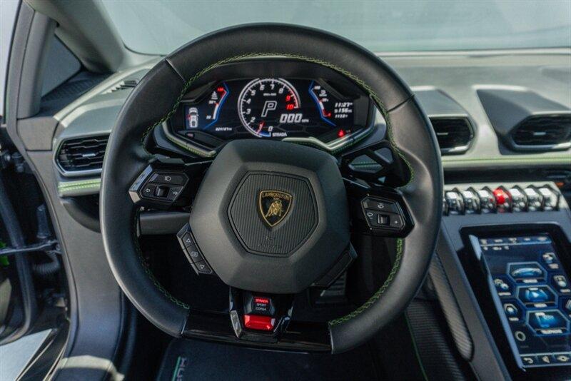 2021 Lamborghini Huracan Evo Coupe photo 57