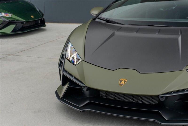2023 Lamborghini Huracan Tecnica photo 21