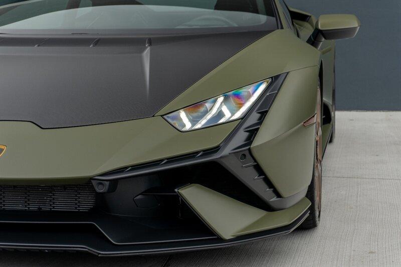 2023 Lamborghini Huracan Tecnica photo 25