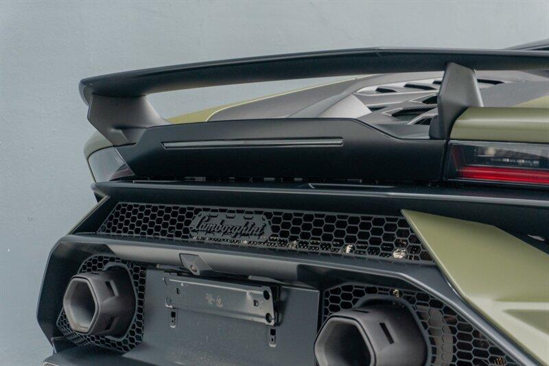 2023 Lamborghini Huracan Tecnica photo 34