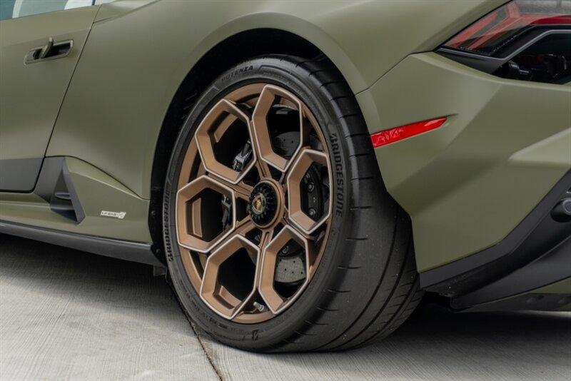 2023 Lamborghini Huracan Tecnica photo 42