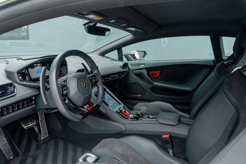 2023 Lamborghini Huracan Tecnica photo 45