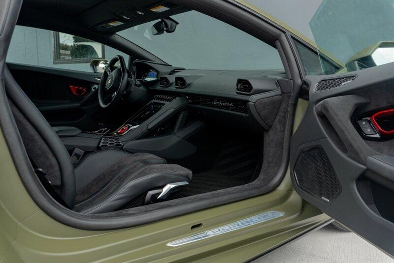 2023 Lamborghini Huracan Tecnica photo 57