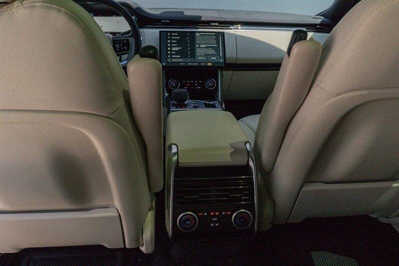 2023 Land Rover Range Rover SE photo 58