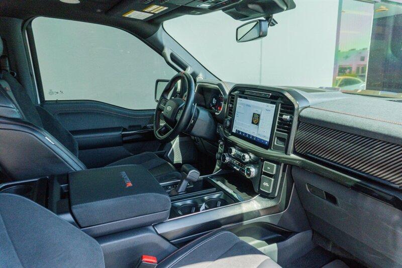 2023 Ford F-150 photo 16