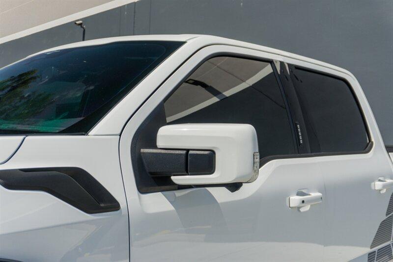 2023 Ford F-150 photo 32