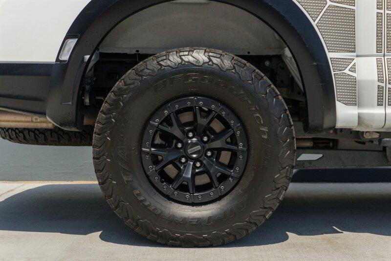 2023 Ford F-150 photo 40