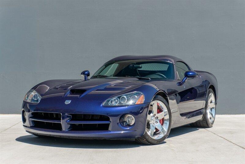 2008 Dodge Viper SRT10 photo 3