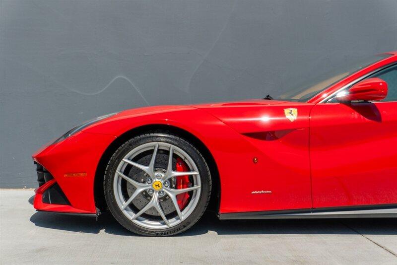 2017 Ferrari F12 Berlinetta Berlinetta photo 14