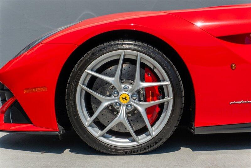 2017 Ferrari F12 Berlinetta Berlinetta photo 15
