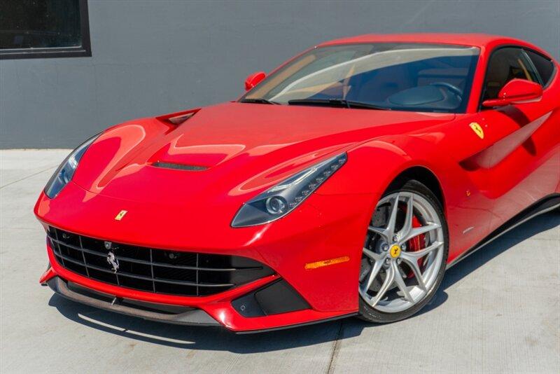2017 Ferrari F12 Berlinetta Berlinetta photo 21