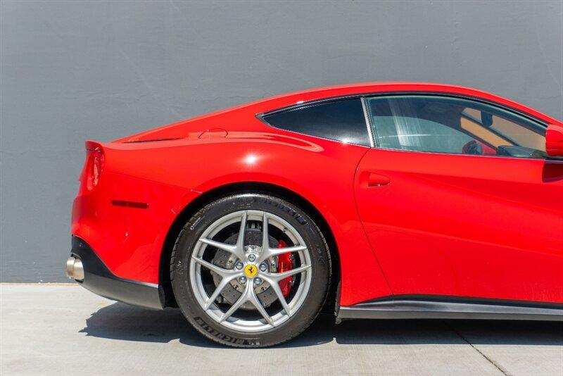 2017 Ferrari F12 Berlinetta Berlinetta photo 35