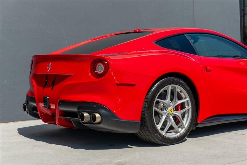 2017 Ferrari F12 Berlinetta Berlinetta photo 37