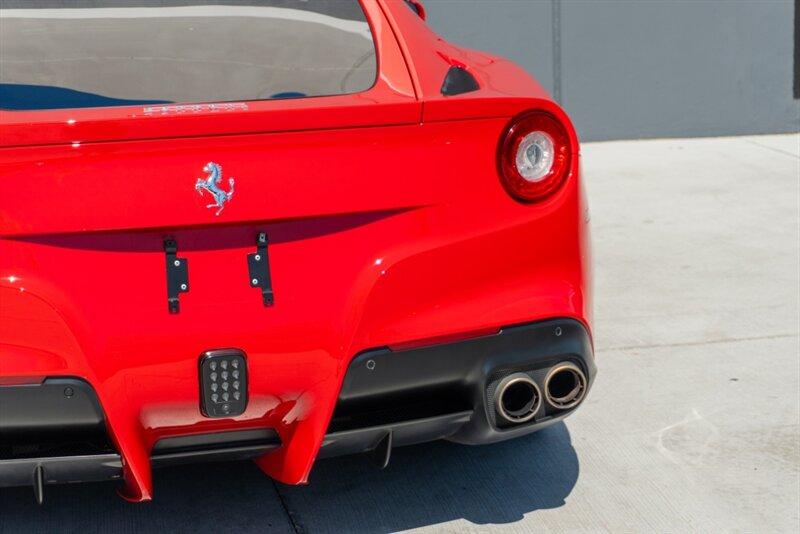 2017 Ferrari F12 Berlinetta Berlinetta photo 43