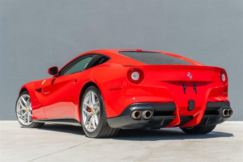 2017 Ferrari F12 Berlinetta Berlinetta photo 8