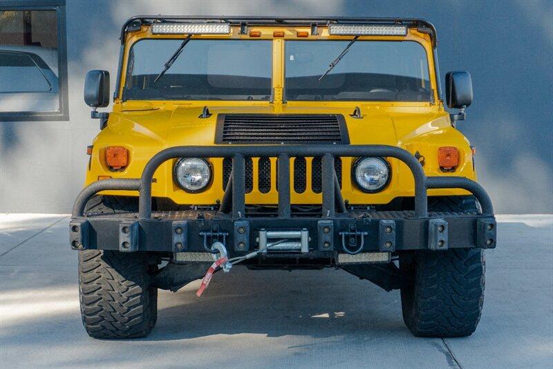 1998 Hummer H1 1 1/4 ton photo 2