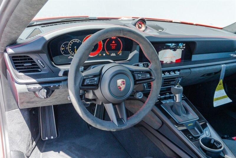 2025 Porsche 911 GT3 Touring photo 14