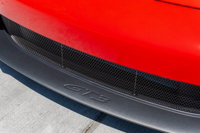 2025 Porsche 911 GT3 Touring photo 26