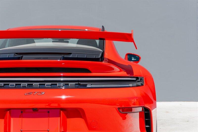 2025 Porsche 911 GT3 Touring photo 48