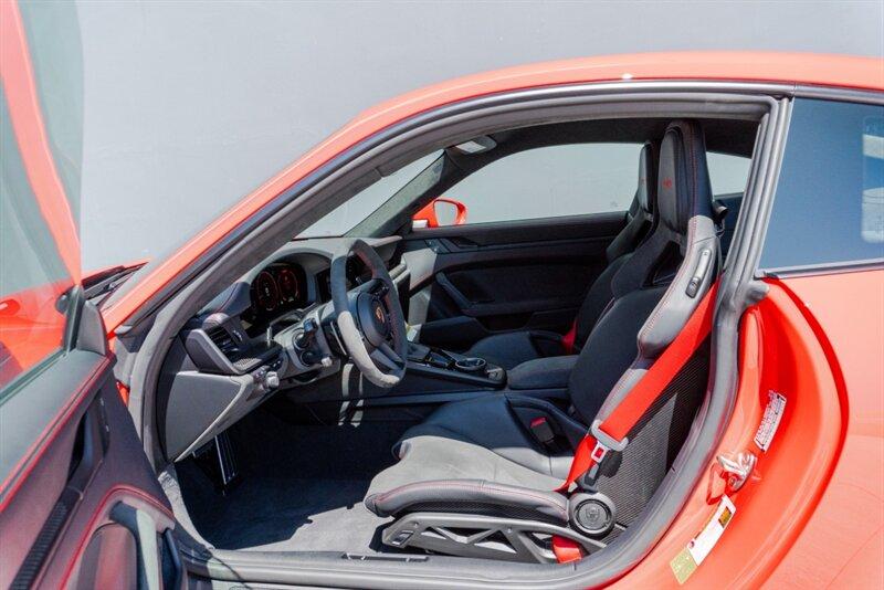 2025 Porsche 911 GT3 Touring photo 53