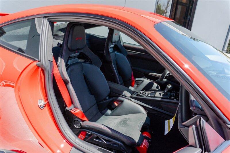 2025 Porsche 911 GT3 Touring photo 56