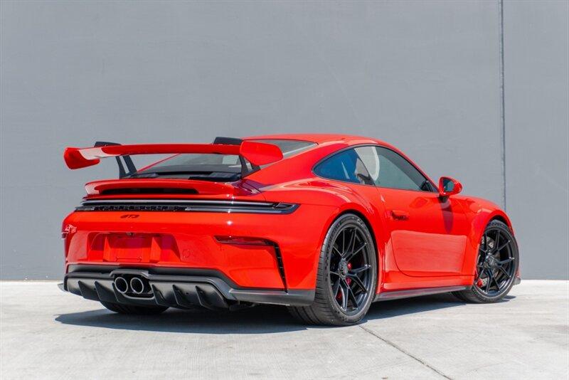 2025 Porsche 911 GT3 Touring photo 6