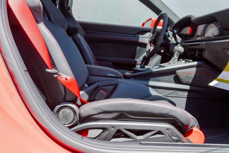 2025 Porsche 911 GT3 Touring photo 62