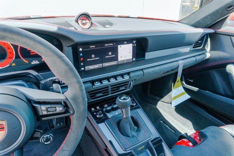 2025 Porsche 911 GT3 Touring photo 65
