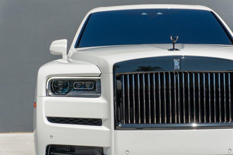 2024 Rolls Royce Cullinan Black Badge photo 19