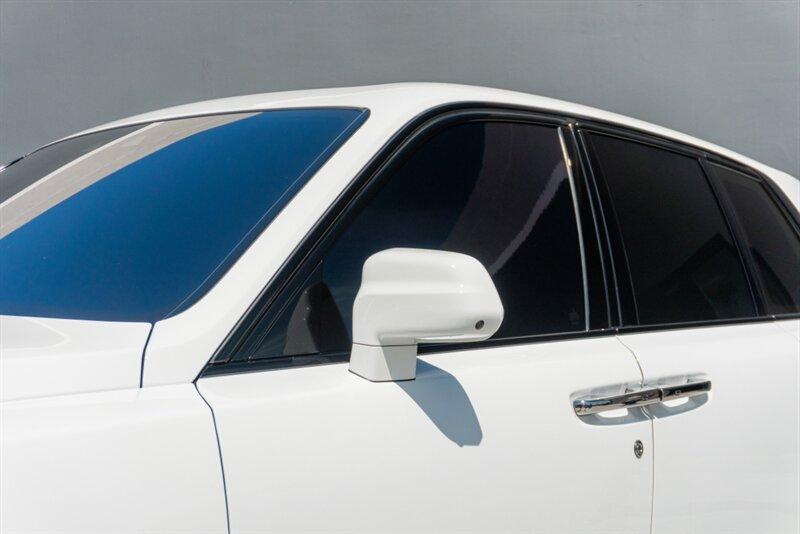 2024 Rolls Royce Cullinan Black Badge photo 40
