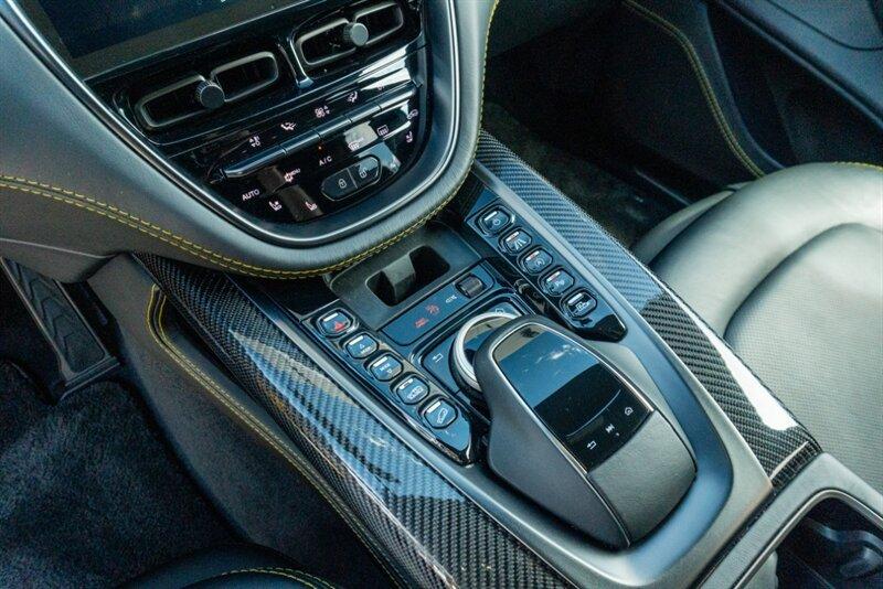 2021 Aston Martin DBX AM8 photo 14