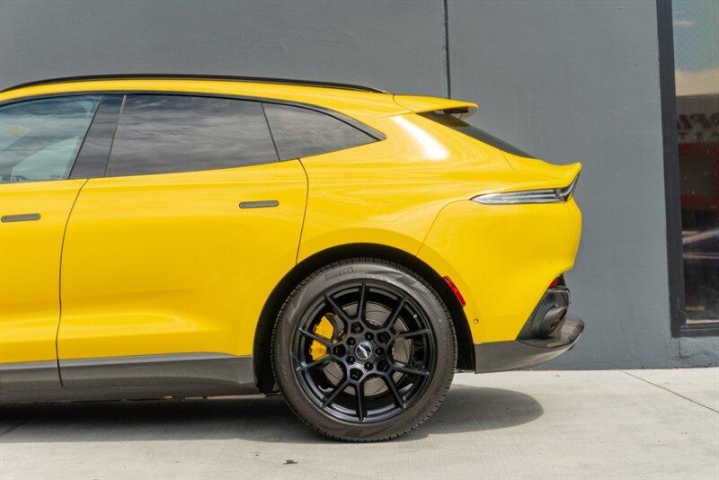 2021 Aston Martin DBX AM8 photo 17