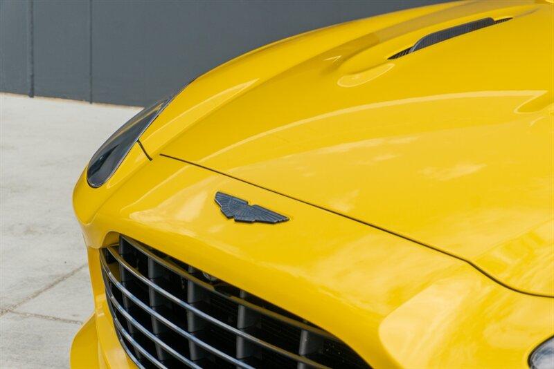 2021 Aston Martin DBX AM8 photo 21