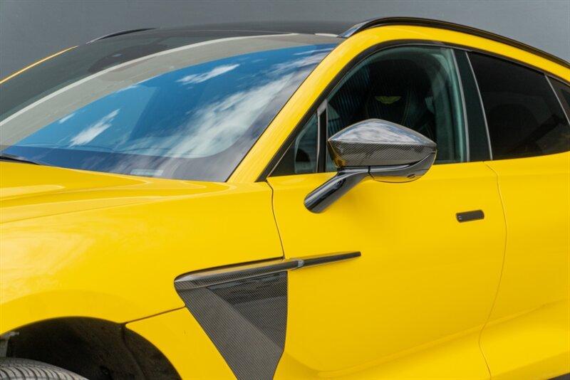 2021 Aston Martin DBX AM8 photo 23