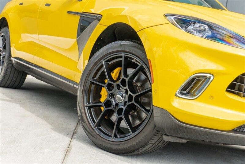 2021 Aston Martin DBX AM8 photo 30