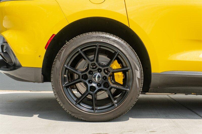 2021 Aston Martin DBX AM8 photo 34